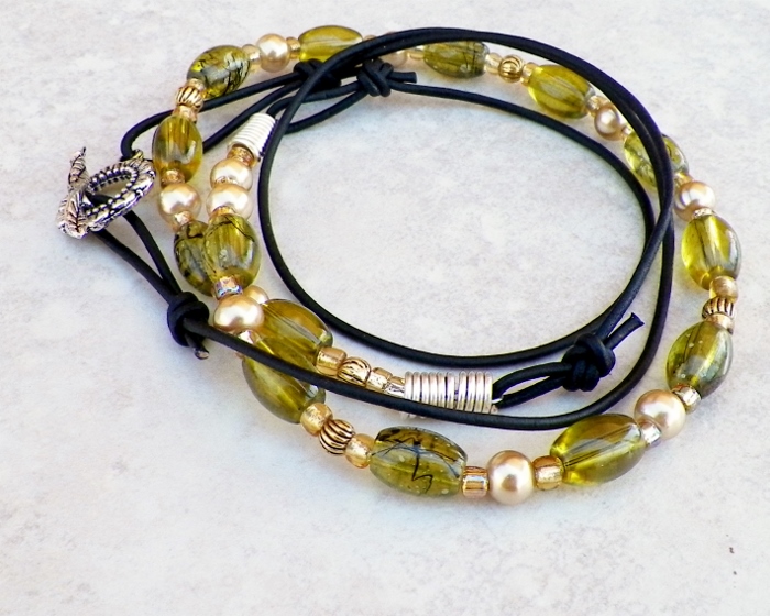 leather and glass wrap bracelet (700x560)