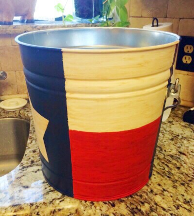 Texas flag bucket