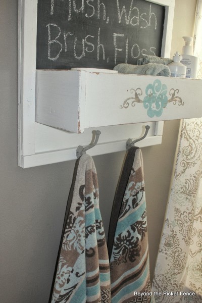 bathroom organizer