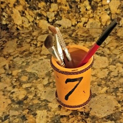 brush holder