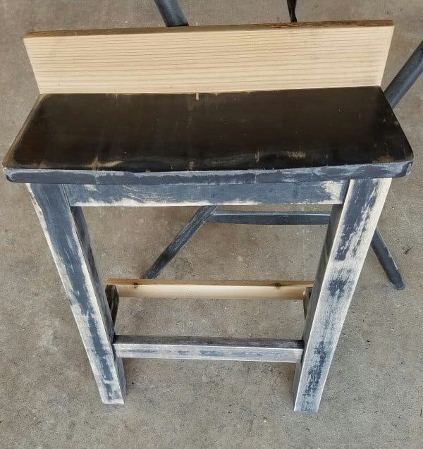 repurposed-wood-chair-turned-shelf-3