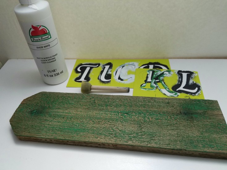 How to Make a Luck Sign for Saint Patrick's Day