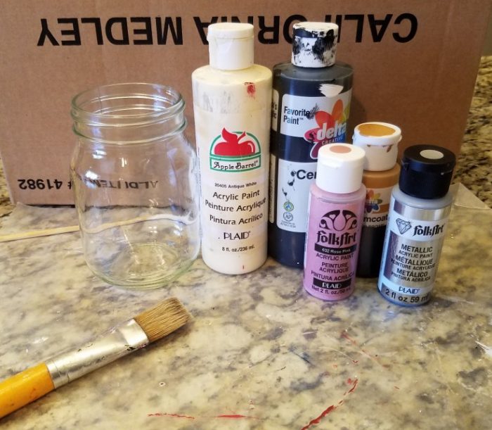 How to Paint a Glass Jar That Looks Like a Pencil