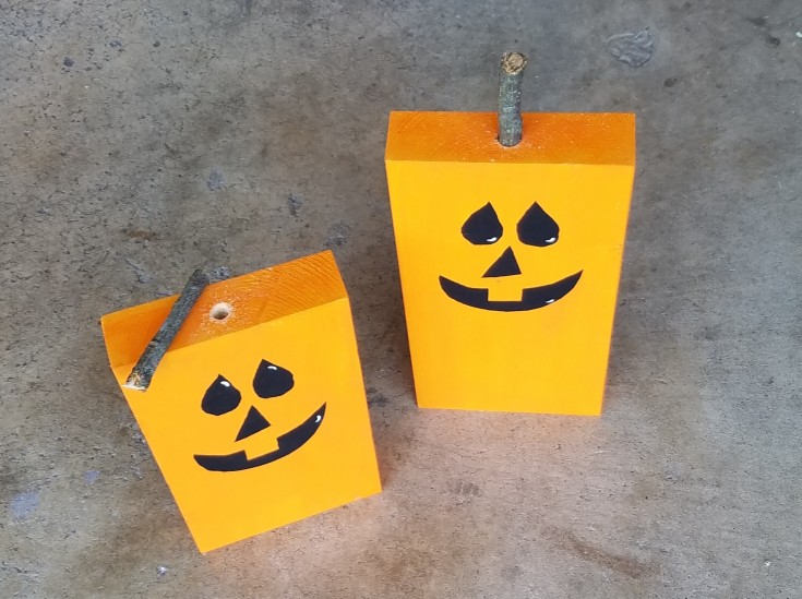 wooden jack-o-lanterns