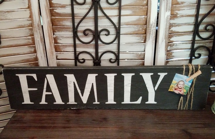 How to Make a Family Photo Display Sign