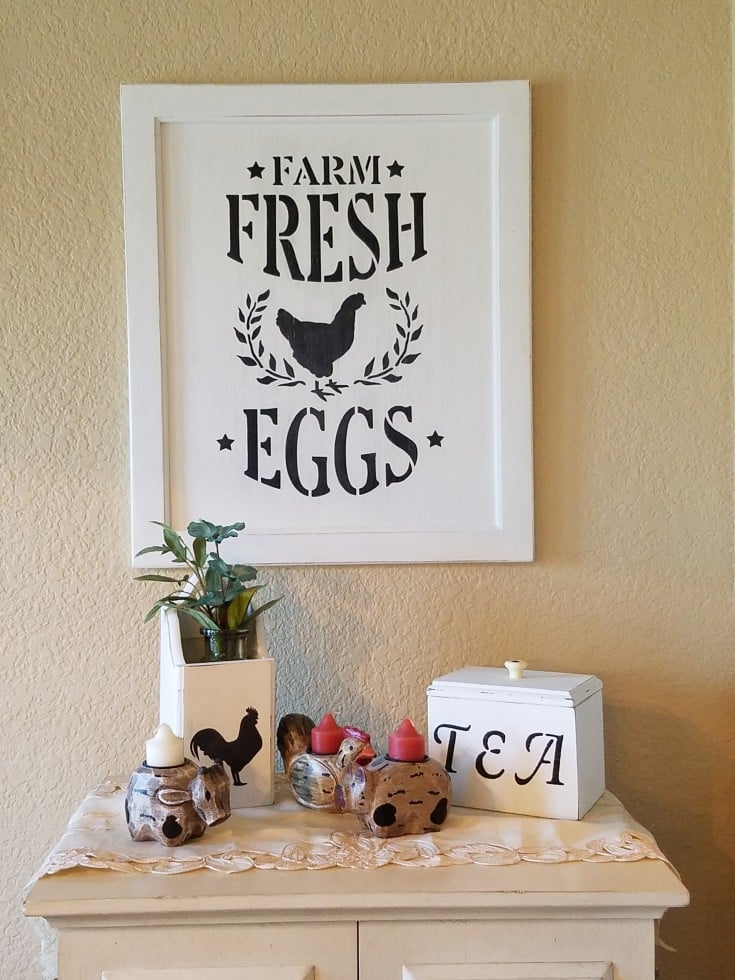 How to Make a Farm Fresh Eggs Sign on a Cabinet Door | Diy farmhouse sign #Farmhouse #sign #diy #handmade #handpainted #FarmFreshEggs MixedKreations.com