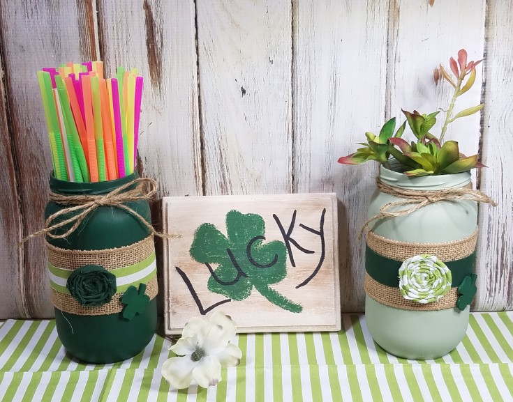 Holiday decor, Diy Upcycled Saint Patrick’s Day Jars, How to upcycle glass jars into pretty St. Patricks Day decor, Repurpose glass jars into home decor for the holiday MixedKreations.com