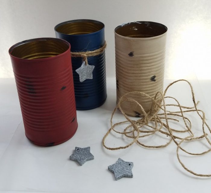 How to upcycle empty cans into red white and blue patriotic decor