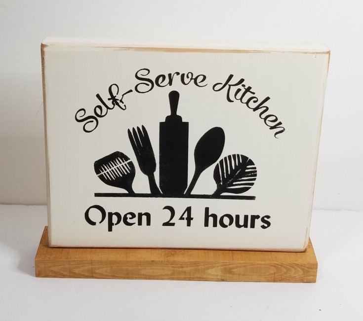 Stenciled Self-Sever Kitchen Sign how to, diy self-server wood kitchen sign #StenciledSign #howtostencilsign #selfservekitchensign #howtosign #diysign