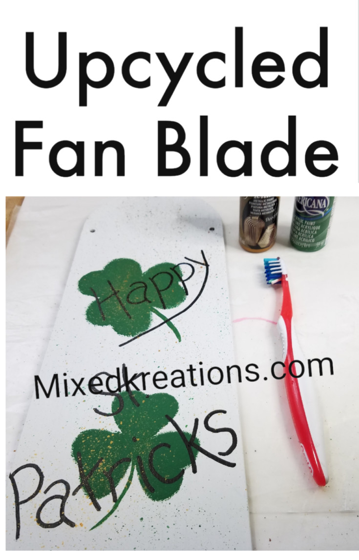 DIY Reversible Holiday Décor – Fan Blade 