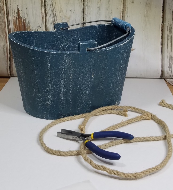 French country style bucket