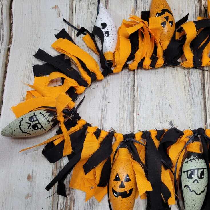 diy Halloween garland from repurposed bulbs