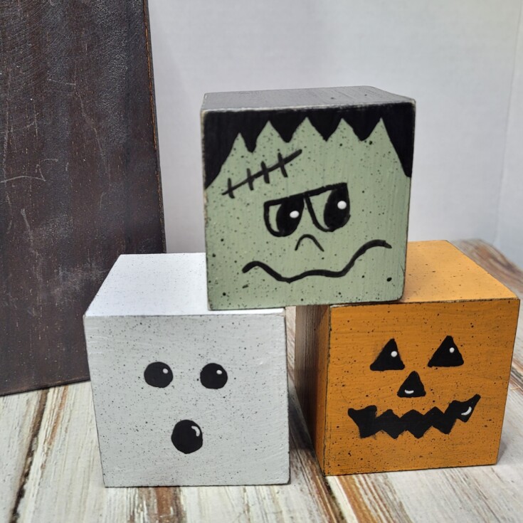 How to make diy Halloween décor blocks