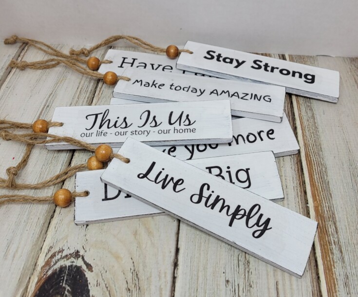 Decorative wood hang tags